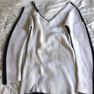 Rag & Bone felice cold shoulder sweater (US Small)